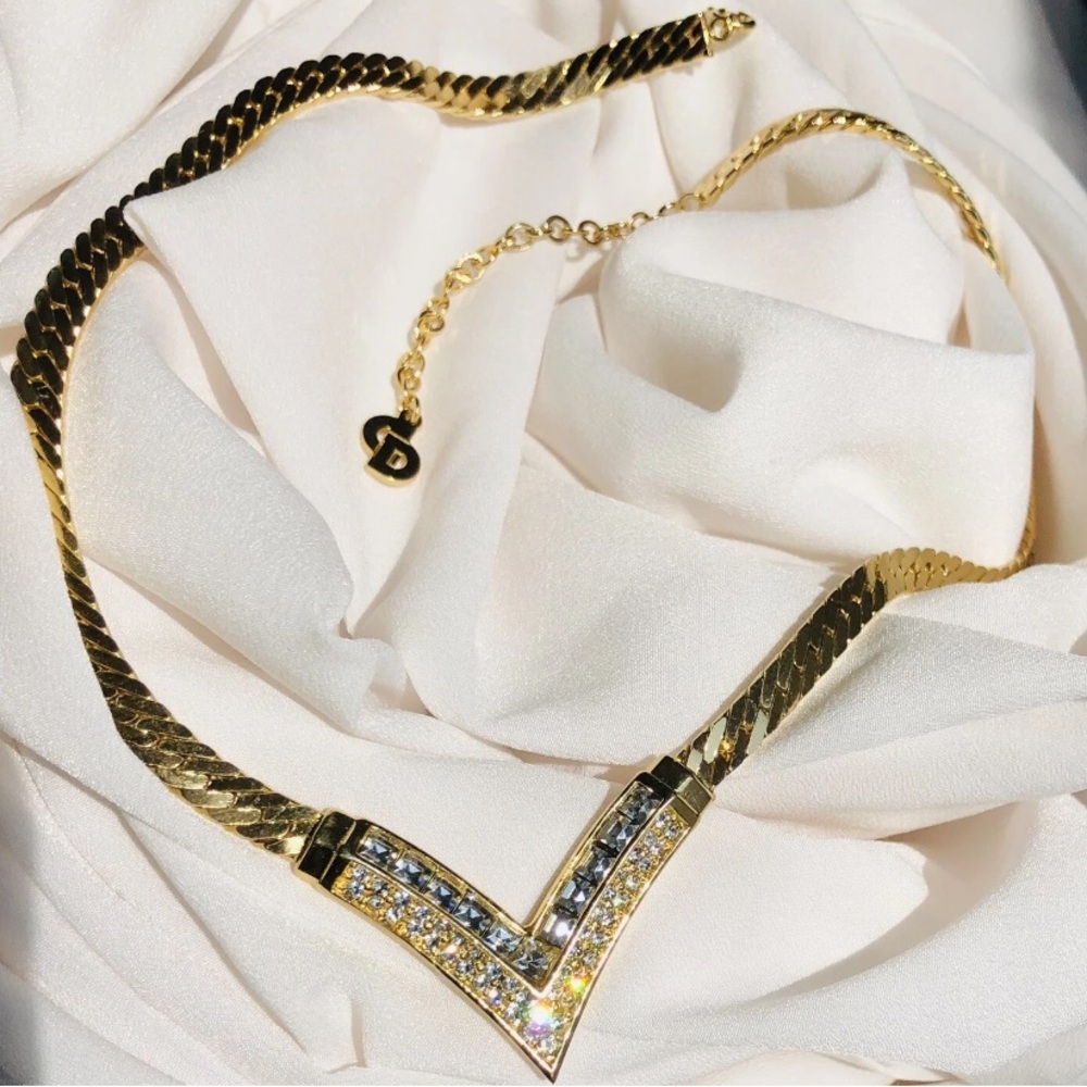 Vintage ✨ Christian Dior✨ Crystal Yellow Gold Chevron Chain Necklace Signed